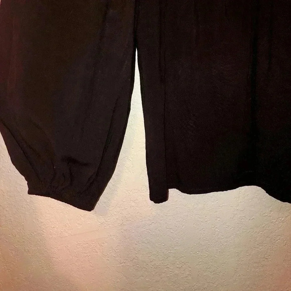 Savanna Jane Embroidered Boho Aztec Blouse Women’s Size Small - Picture 4 of 9